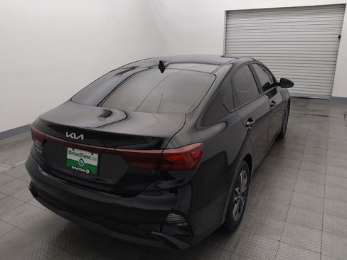 Used 2023 Kia Forte LXS FWD image 7