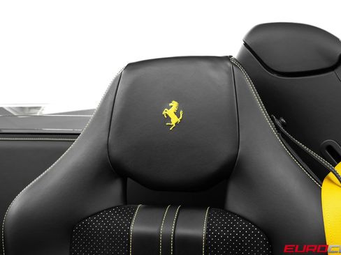 Used 2022 Ferrari F8 Tributo RWD image 44