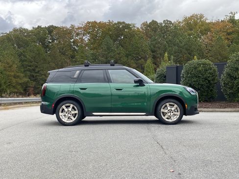 Certified 2025 MINI Cooper Countryman S image 5