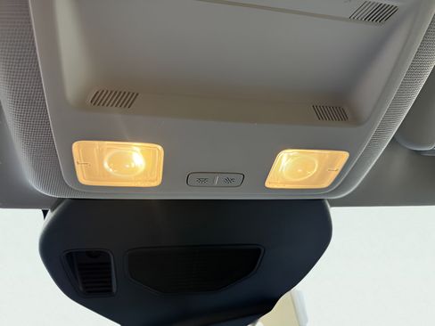 Used 2022 Ford Escape SEL FWD image 20