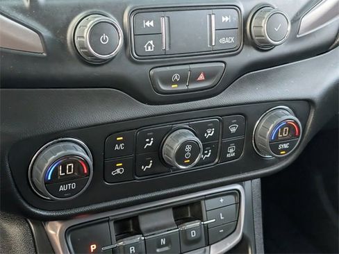 Used 2022 GMC Terrain AT4 w/ Infotainment Package II image 22