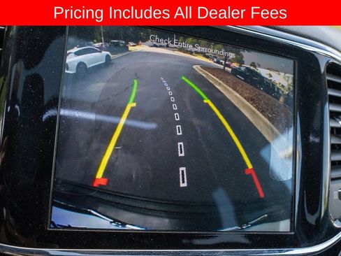 Used 2019 Jeep Grand Cherokee Altitude AWD/4WD image 15