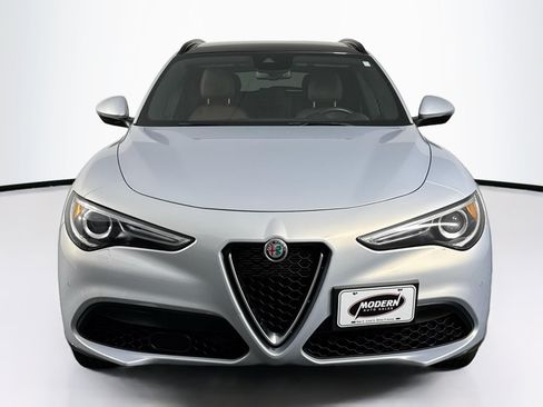 Used 2023 Alfa Romeo Stelvio Ti w/ Active Assist Plus Package AWD/4WD image 7