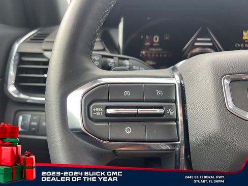 Certified 2025 GMC Acadia Elevation image 24