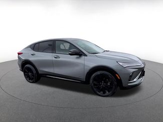 Used 2025 Buick Envista Sport Touring video 2