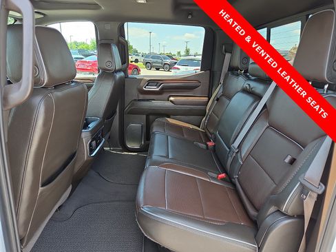 Used 2024 GMC Sierra 1500 Denali w/ Denali Reserve Package AWD/4WD image 10