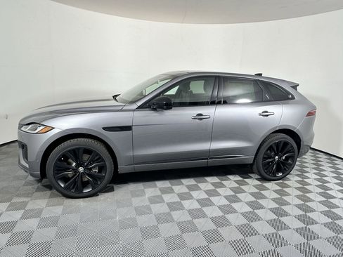 Used 2026 Jaguar F-PACE R-Dynamic S AWD/4WD image 2