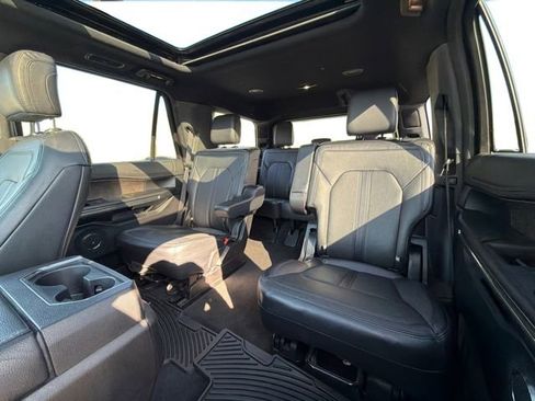 Used 2019 Ford Expedition Limited w/ Equipment Group 302A image 38
