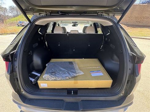 New 2025 Hyundai Tucson SEL image 18