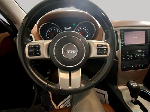 Used 2011 Jeep Grand Cherokee Overland Summit AWD/4WD image 5