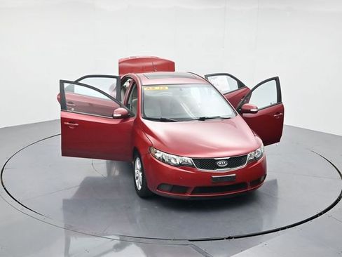 Used 2010 Kia Forte EX image 45