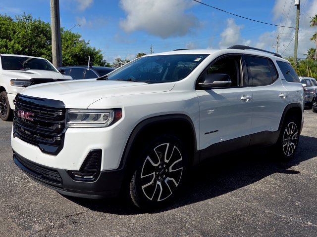Used 2021 GMC Acadia SLE w/ Driver Convenience Package FWD image 3