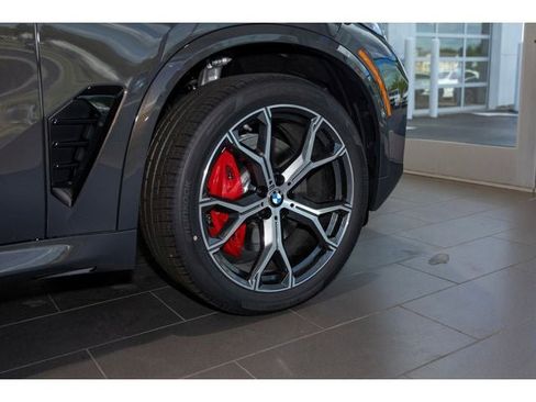 New 2026 BMW X5 xDrive40i AWD/4WD image 32