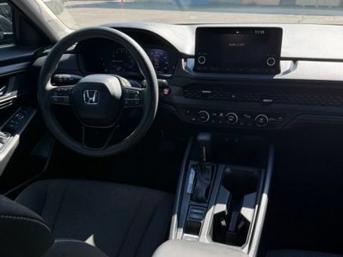 Used 2023 Honda Accord EX image 26
