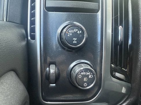 Used 2017 Chevrolet Silverado 1500 LT w/ All Star Edition image 16