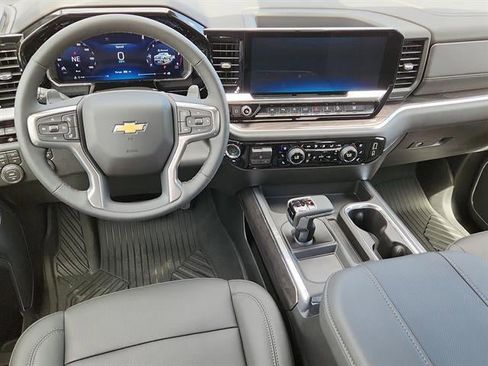 New 2026 Chevrolet Silverado 1500 LTZ w/ LTZ Premium Package AWD/4WD image 10