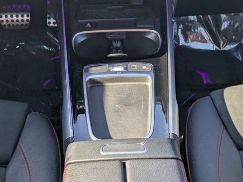 Used 2025 Mercedes-Benz GLB 35 AMG 4MATIC image 17