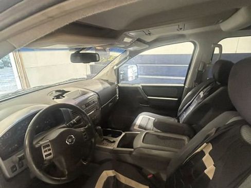 Used 2006 Nissan Titan SE RWD image 5