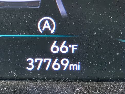 Certified 2024 Hyundai Elantra SE image 20