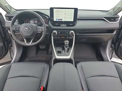 Certified 2025 Toyota RAV4 XLE Premium image 9