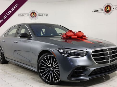 Used 2022 Mercedes-Benz S 580 4MATIC Sedan image 1