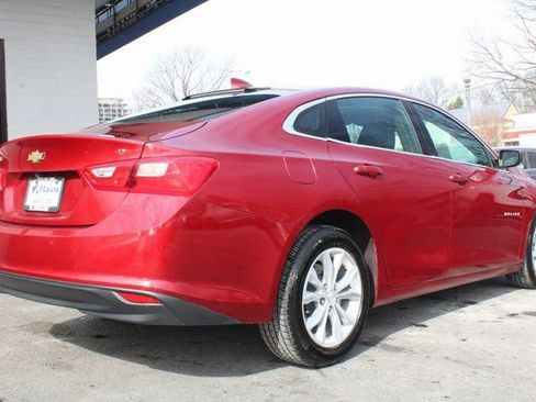 Used 2025 Chevrolet Malibu LT image 15