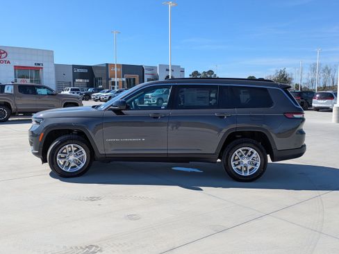 New 2026 Jeep Grand Cherokee L 2WD image 4