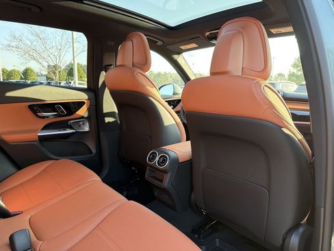 New 2026 Mercedes-Benz GLC 300 4MATIC image 17