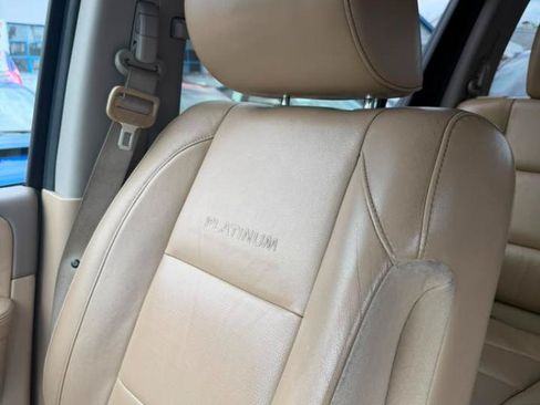 Used 2013 Nissan Armada Platinum AWD/4WD image 23