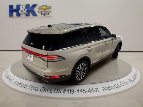 Used 2023 Lincoln Aviator Reserve image 44