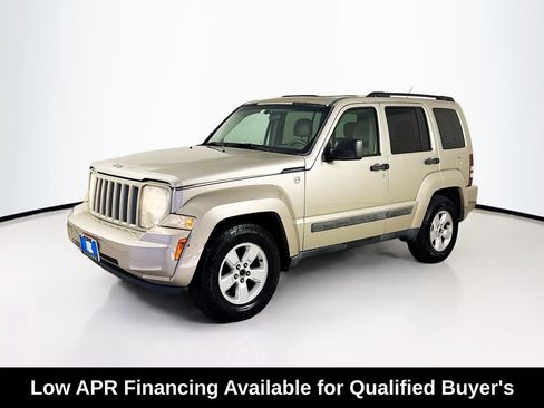 Used 2011 Jeep Liberty Sport w/ Popular Equipment Group AWD/4WD image 3