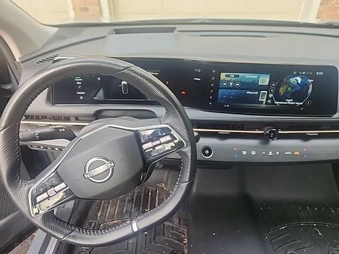 Certified 2024 Nissan Ariya AWD image 3