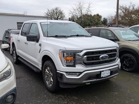 Used 2021 Ford F150 XLT w/ Equipment Group 302A High image 4