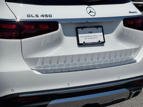 Used 2026 Mercedes-Benz GLS 450 4MATIC image 11