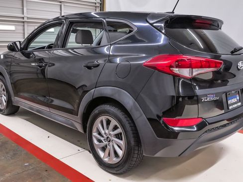 Used 2017 Hyundai Tucson SE image 8