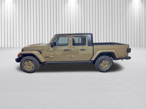 New 2026 Jeep Gladiator Sport image 8