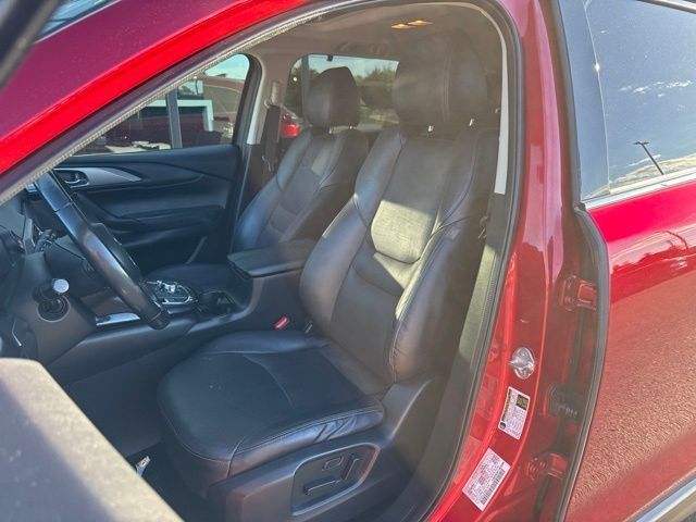 Used 2018 MAZDA CX-9 Touring w/ Touring Premium Package AWD/4WD image 13