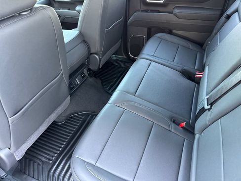 New 2026 Chevrolet Silverado 2500 LT w/ Leather Package AWD/4WD image 11
