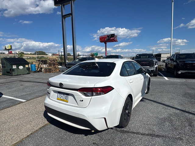 Used 2020 Toyota Corolla LE FWD image 6