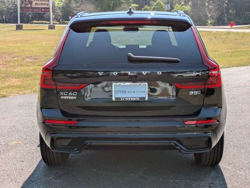 Certified 2026 Volvo XC60 B5 Core w/ Climate Package AWD/4WD image 5