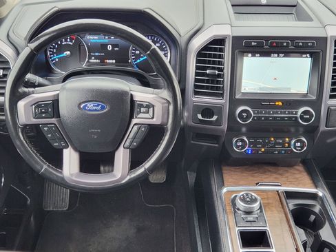Used 2019 Ford Expedition Platinum RWD image 30