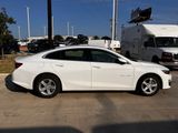 Used 2023 Chevrolet Malibu LT image 3