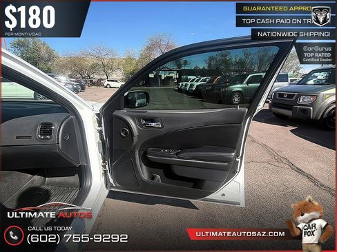 Used 2014 Dodge Charger SE RWD image 21