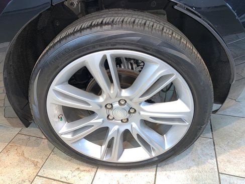 Used 2020 Land Rover Range Rover Velar R-Dynamic HSE image 11