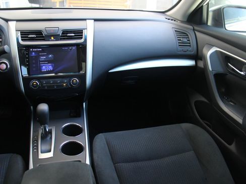 Used 2015 Nissan Altima 2.5 S w/ Power Driver Seat Package FWD image 10