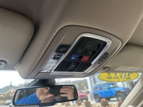 Used 2022 RAM 2500 Laramie image 39