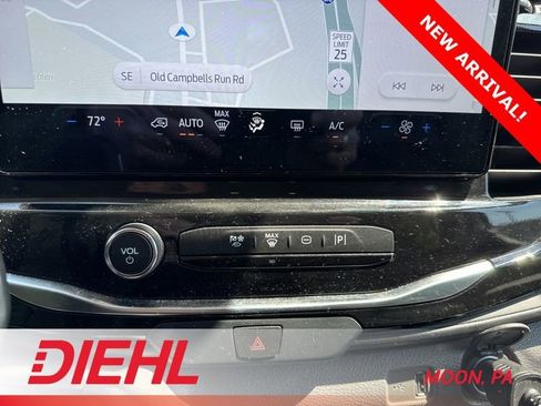 Used 2024 Ford Transit 350 XLT image 29