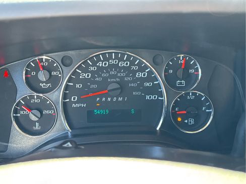 Used 2019 Chevrolet Express 3500 LT w/ LT Preferred Equipment Group image 12