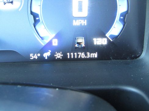 Used 2025 Ford Bronco Badlands image 25