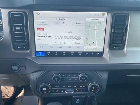 New 2025 Ford Bronco Outer Banks image 16